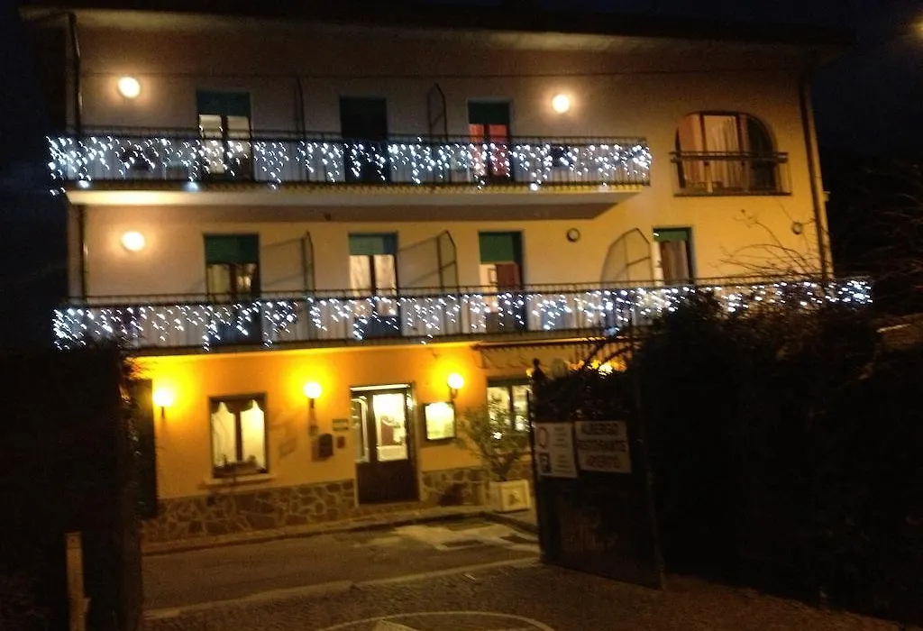 Albergo Ristorante Punta Dell'Est-1