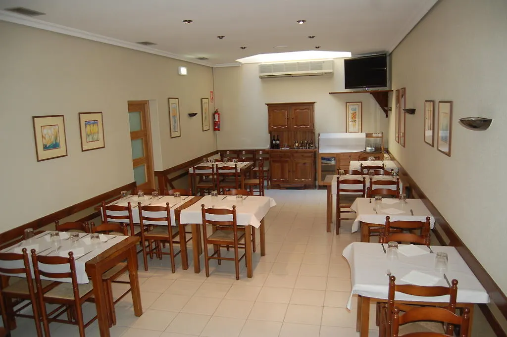 Bar Pensión Restaurante Bidasoa-1