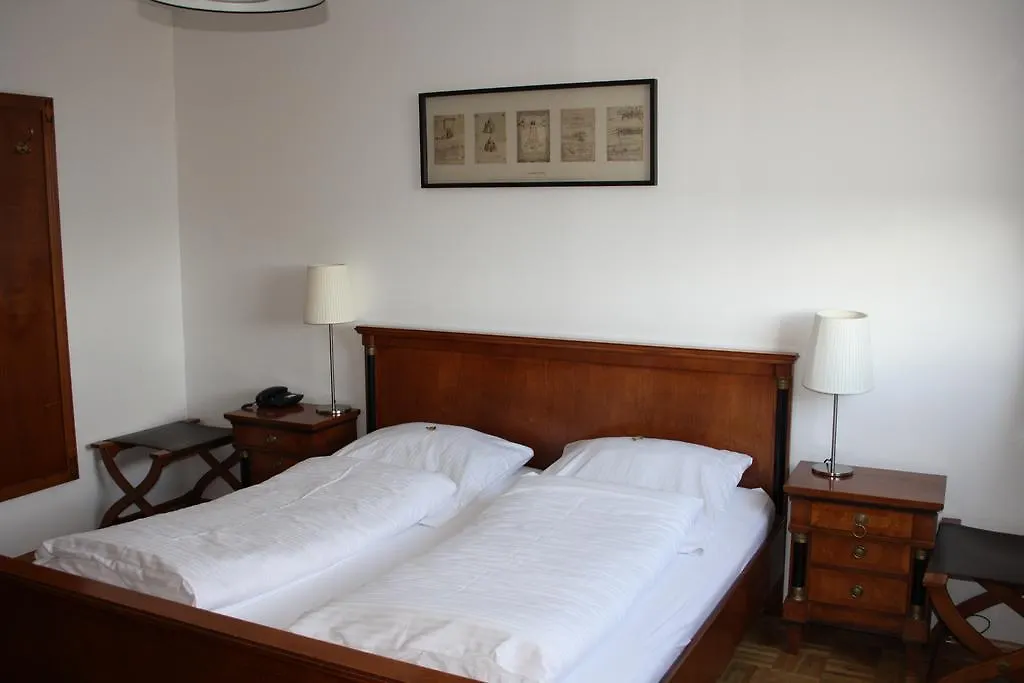 Hotel Schwarzer Adler-1
