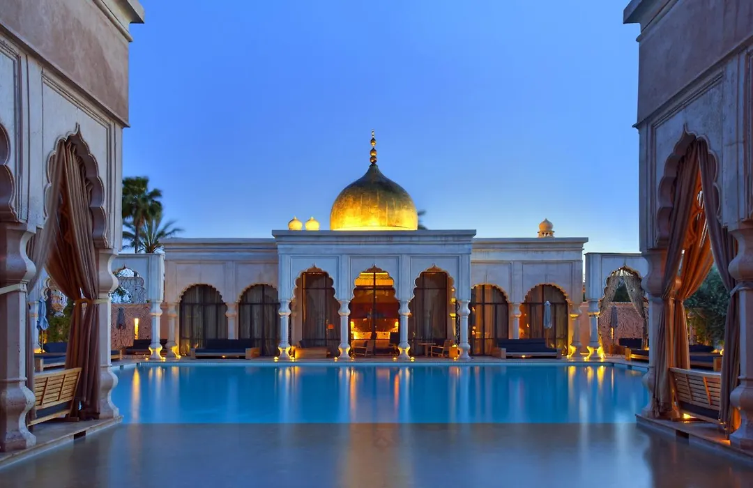 Palais Namaskar-1