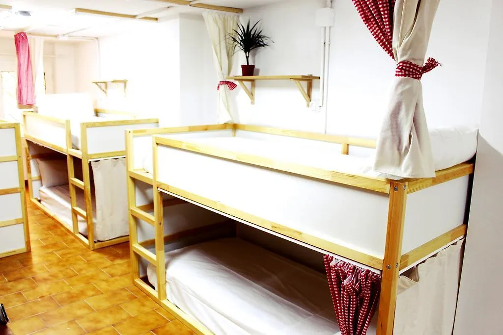 Picnic Dreams Boutique Hostel-1
