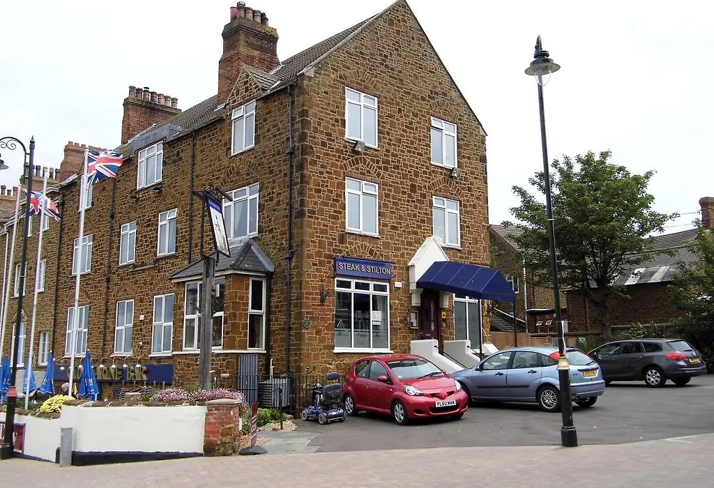 Marine Bar Pub With Rooms-1
