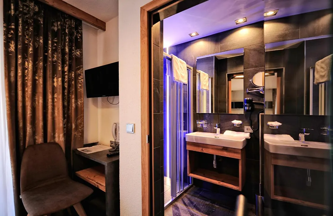 Hotel Fatlar-1
