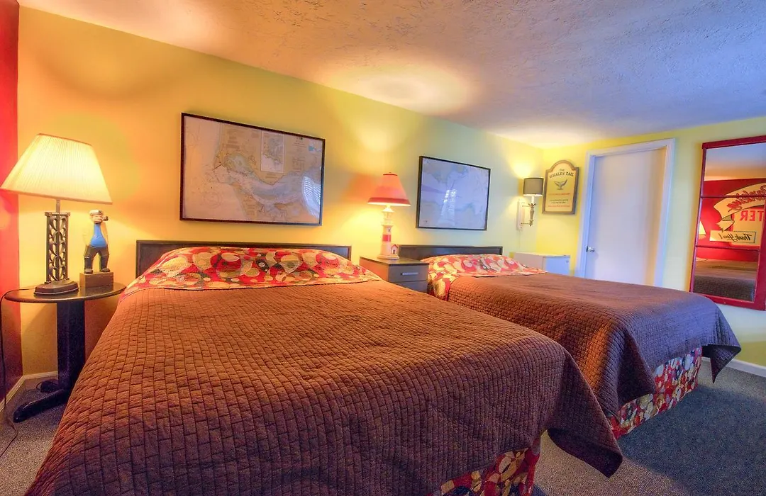 Sandy Cove Inn-1