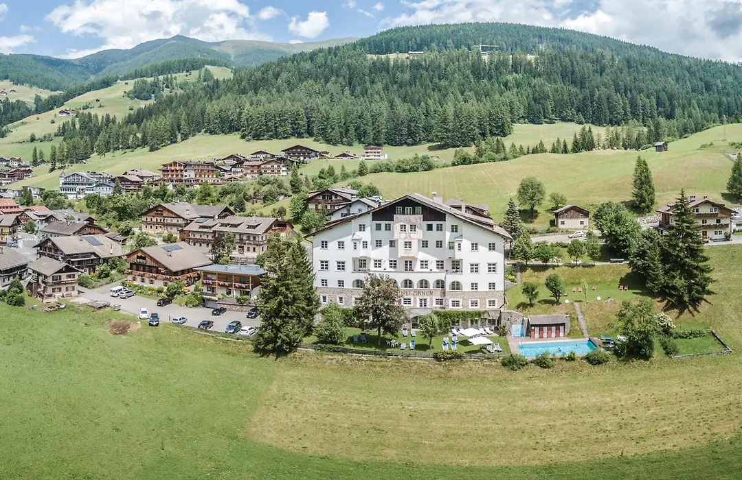 Hotel Drei Zinnen Sexten-1