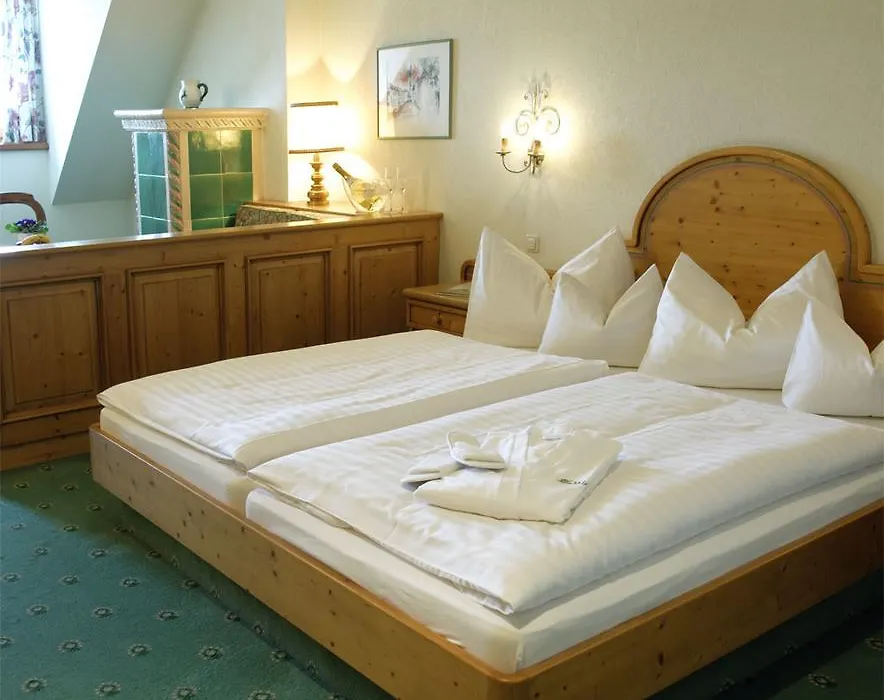 Landhotel Forsthof-1