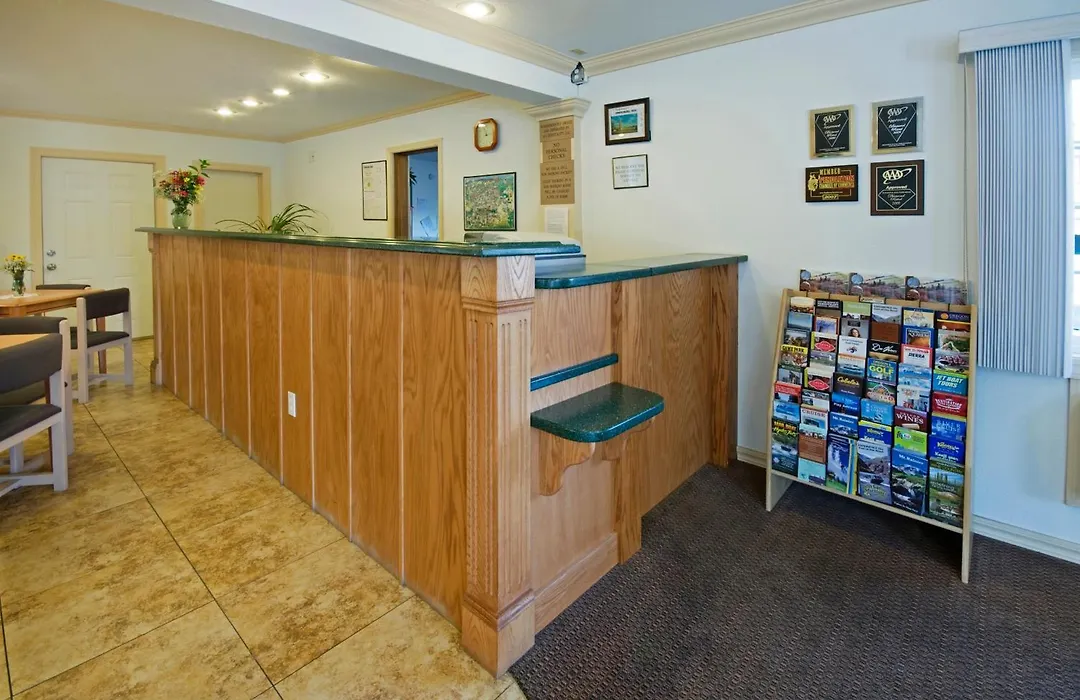 Americas Best Value Inn - Pendleton-1
