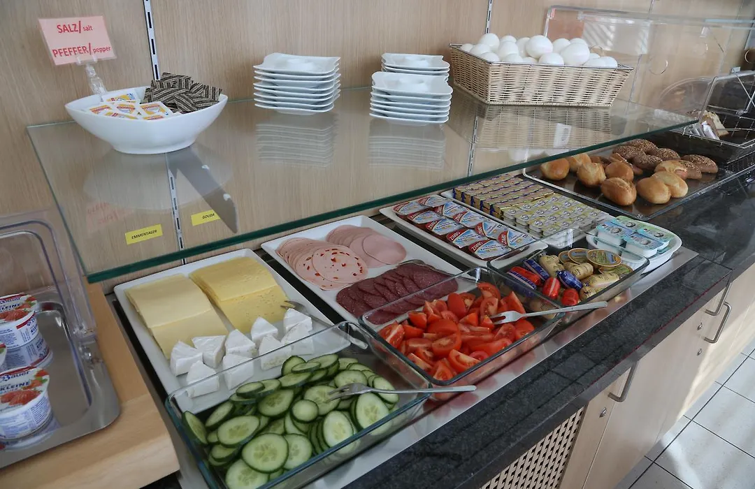 ibis budget Augsburg City-1