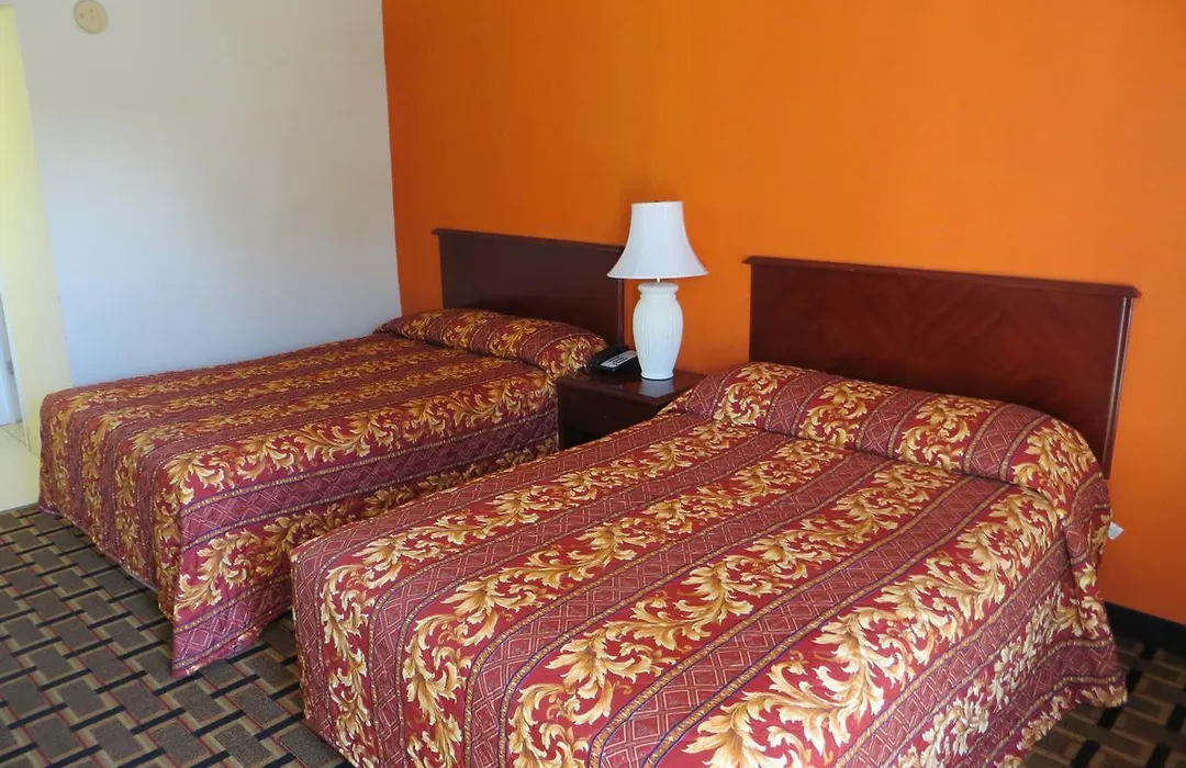 Budget Inn-1
