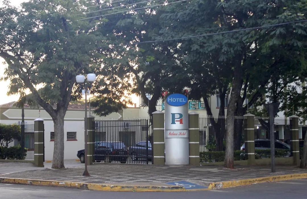 Palace Hotel Guaíra-1