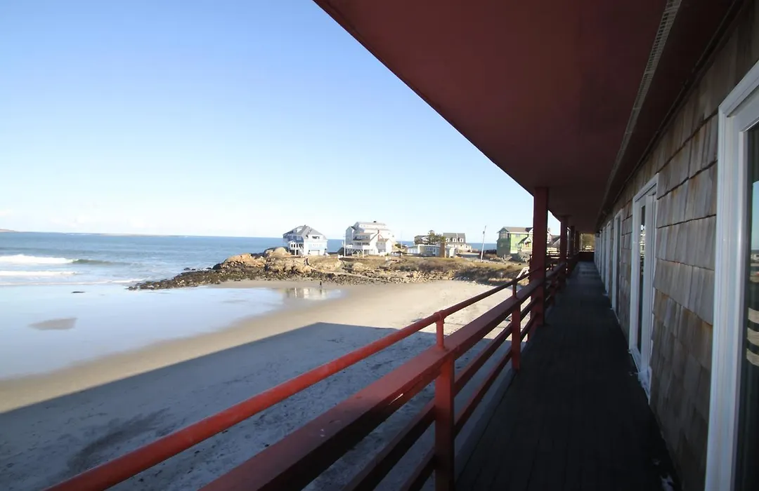 Cape Ann Motor Inn-1