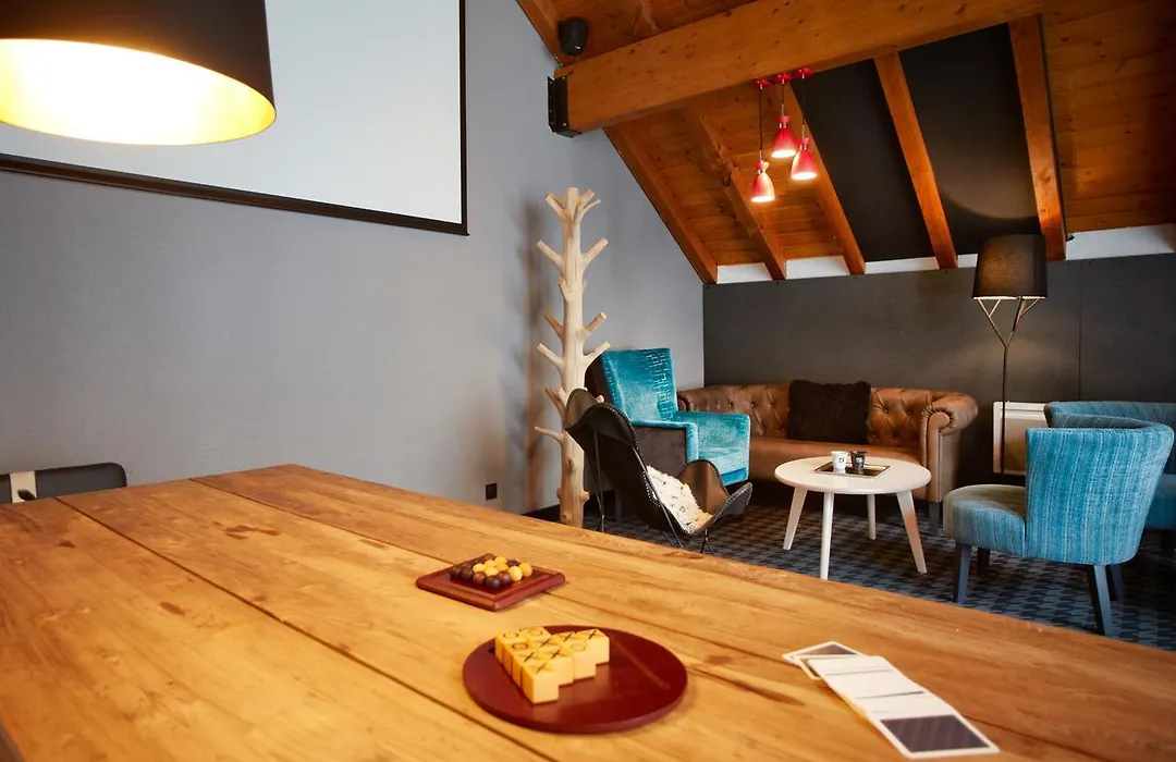 Moontain Hostel-1