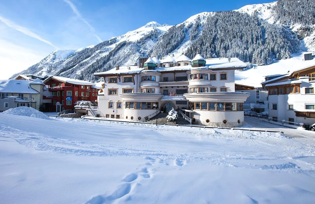Hotel Schlosshof-1