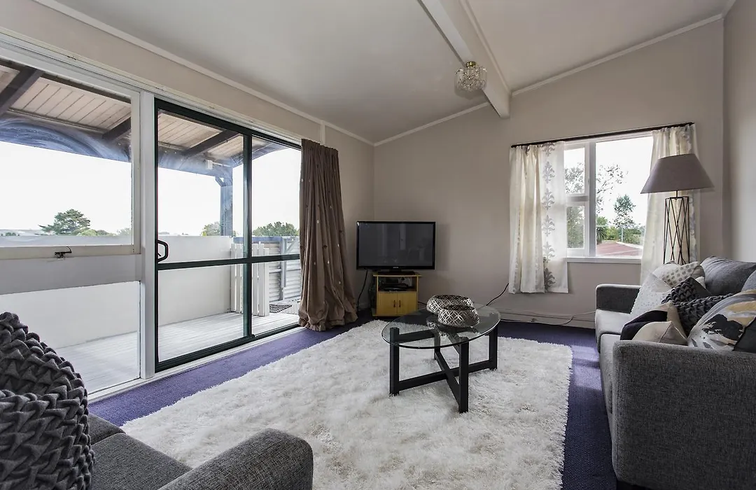 Blenheim Road Motor Lodge-1