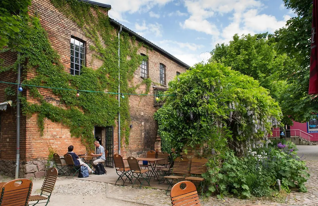 Basiskulturfabrik Öko-Hotel-1