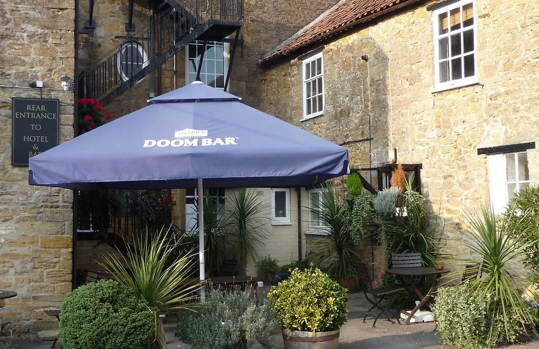 The White Hart Hotel-1