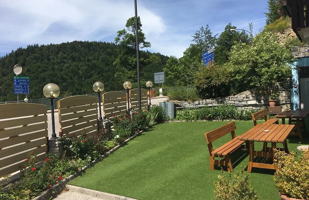 Hotel Romanda-1