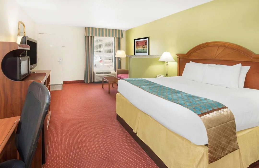 Baymont By Wyndham Orangeburg North-1