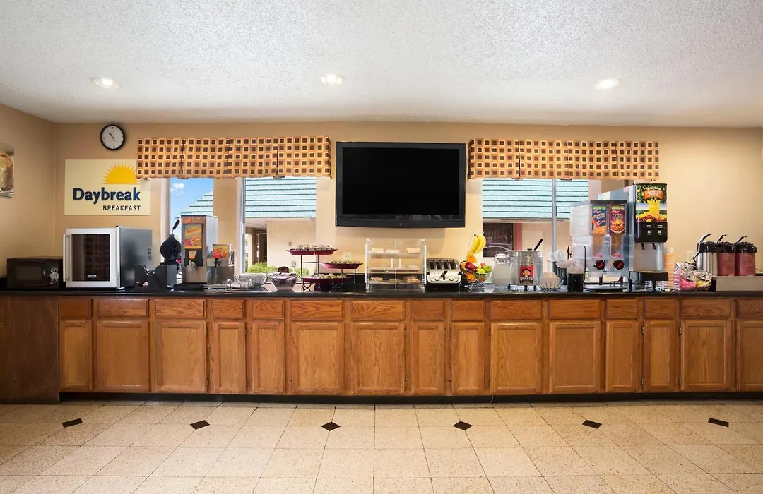 Days Inn By Wyndham Dallas Irving-1