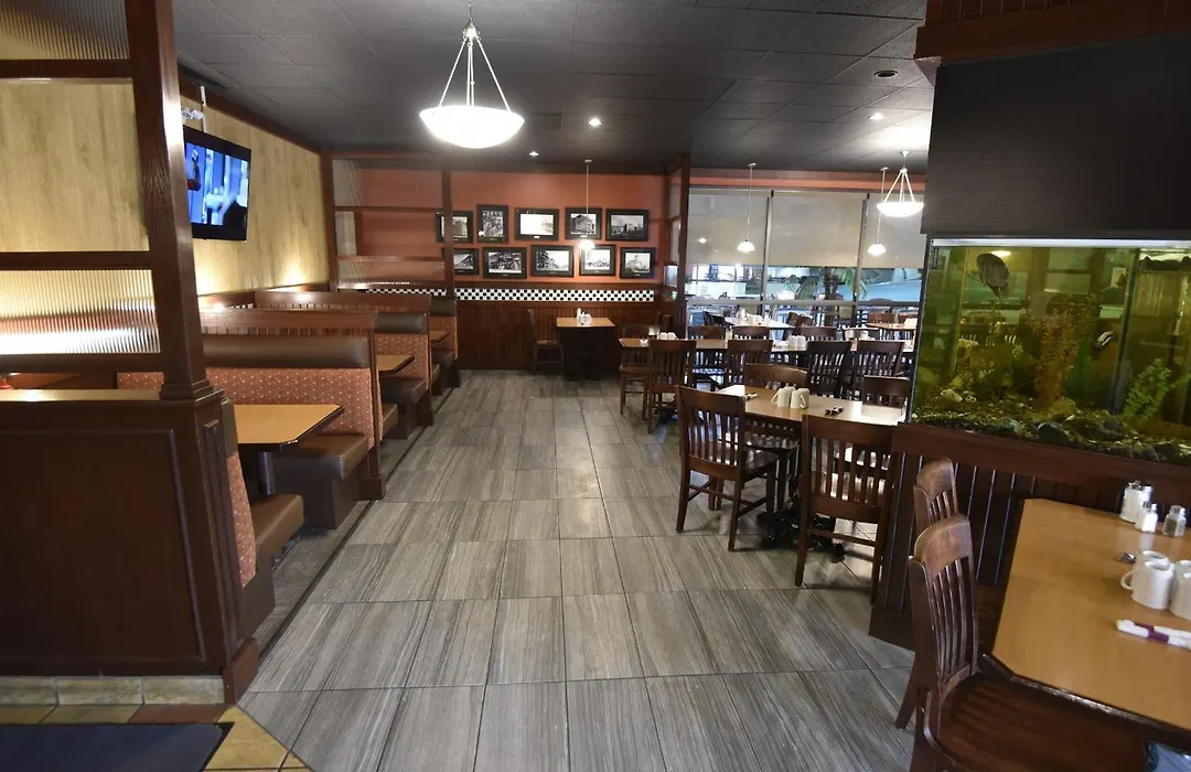 Tropical Inn - North Battleford-1