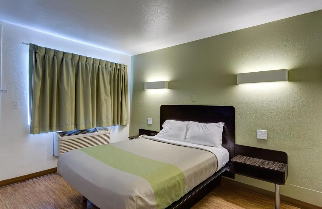 Americas Best Value Inn Bowling Green-1