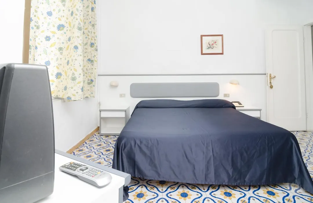 Hotel Flora Wellness & Beauty-1