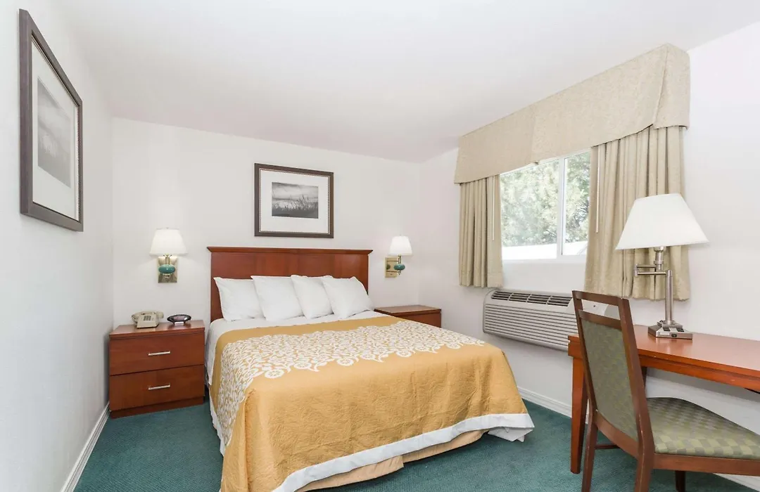 Days Inn By Wyndham Kimball-1