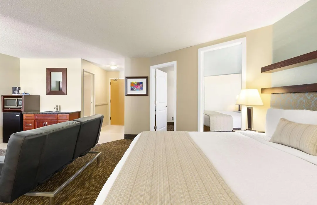 Days Inn By Wyndham Vermilion-1