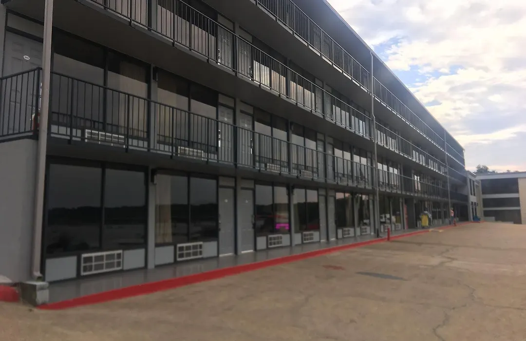 Lake Norfork Resort-1
