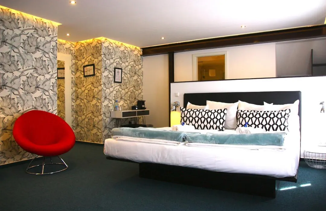 Hotel am Schloss-1