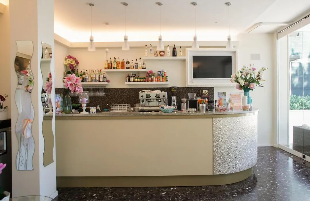 Hotel Albatros-1