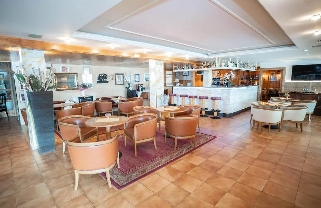 Hotel Panoramik-1