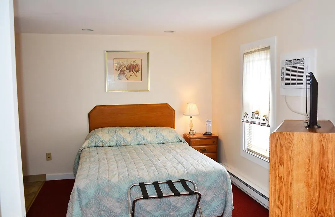 Alouette Beach Resort Economy Rooms-1