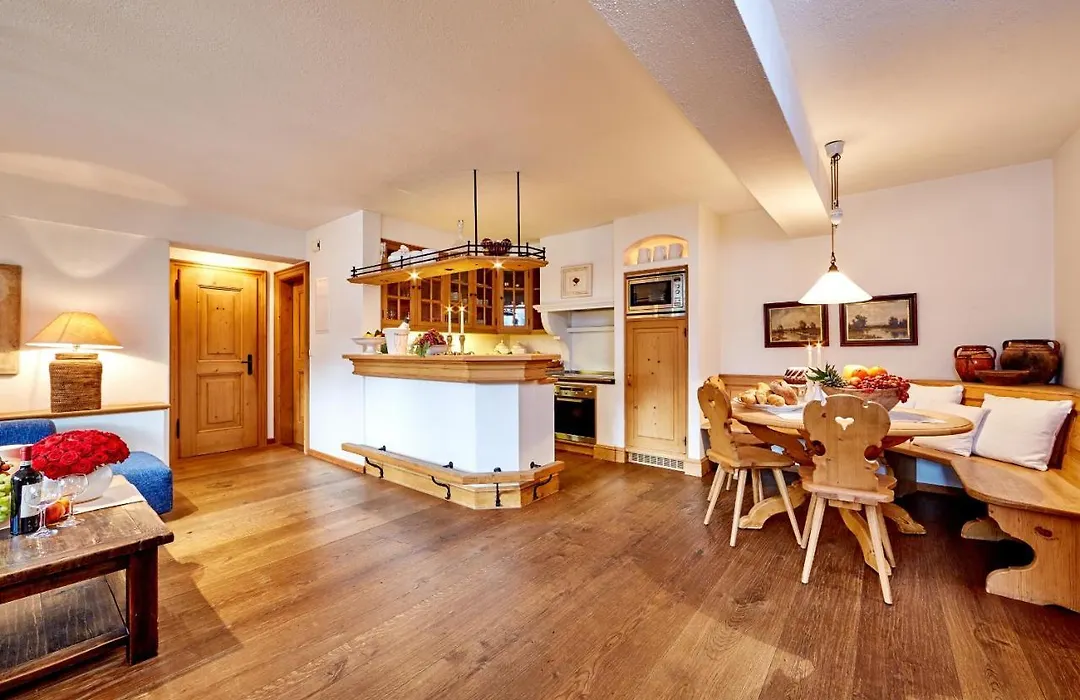 Hotel Föhrenhof Garni-1