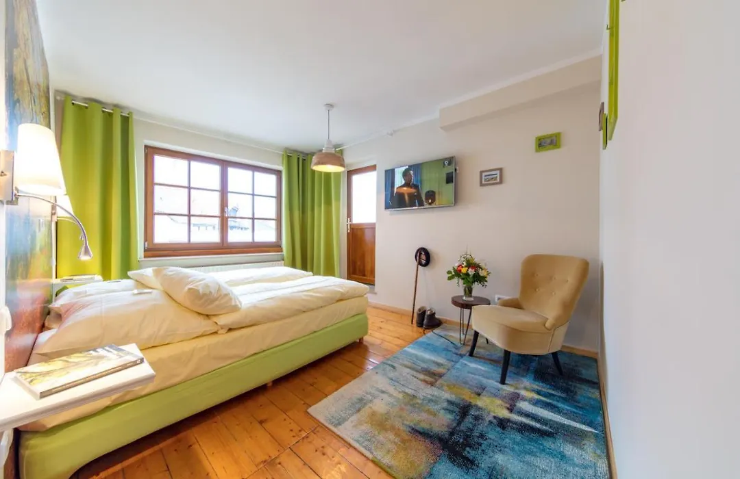 Hotel Goldflair Am Rathaus-1