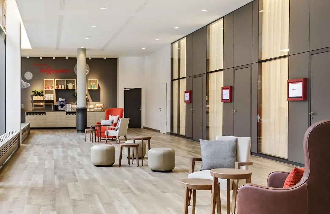 IntercityHotel Frankfurt Hauptbahnhof Süd-1