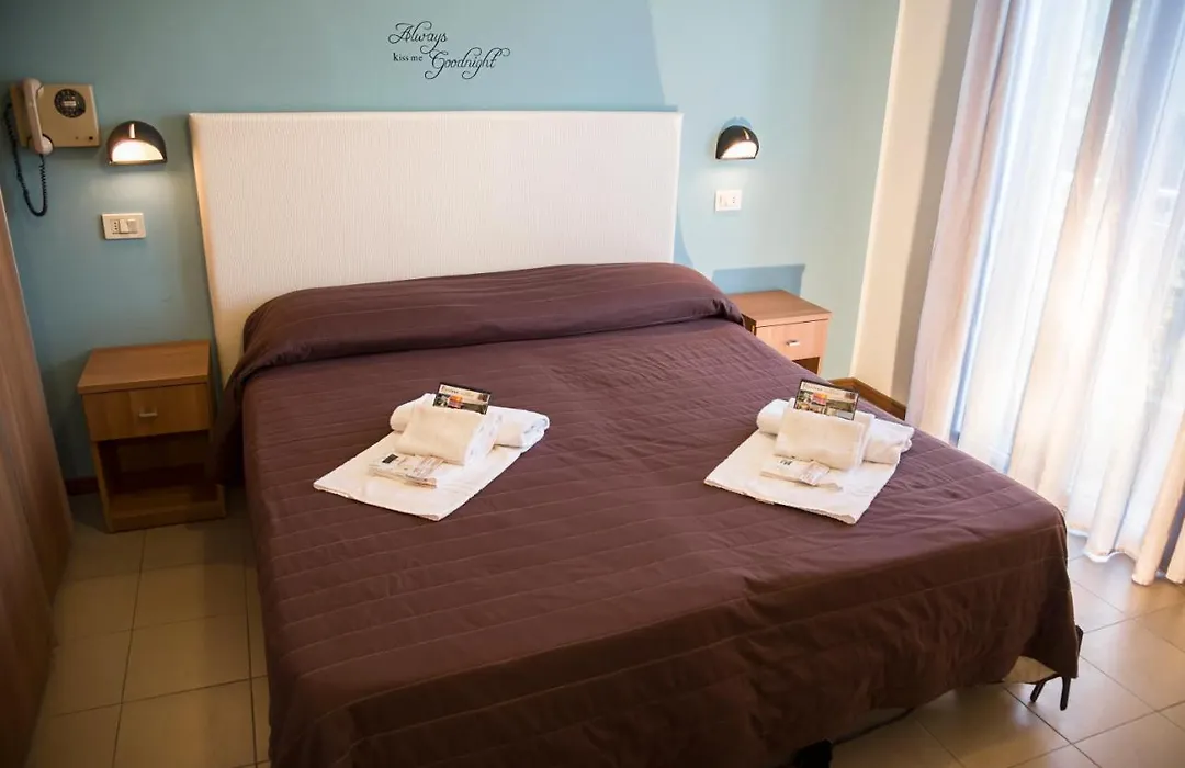 Hotel Vela D'Oro-1