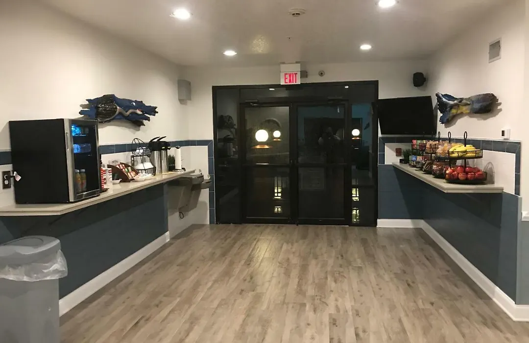 Hotel Pensacola-1