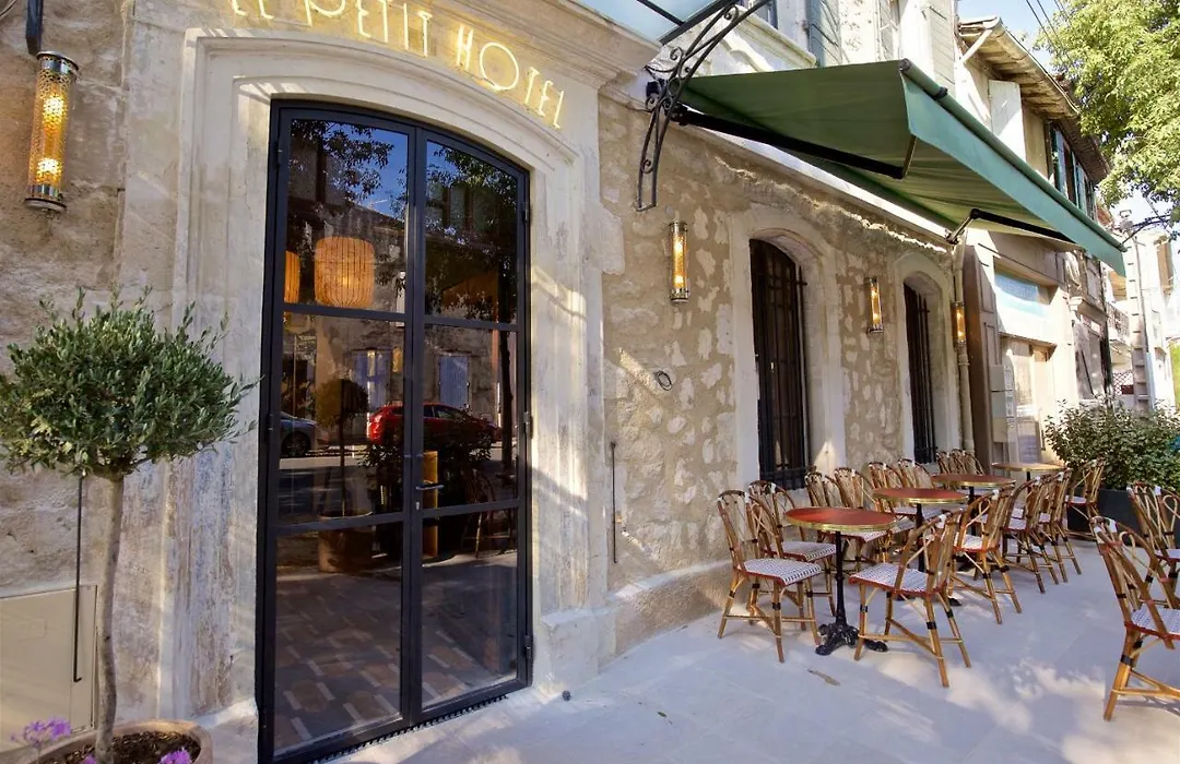 Le petit hotel-1