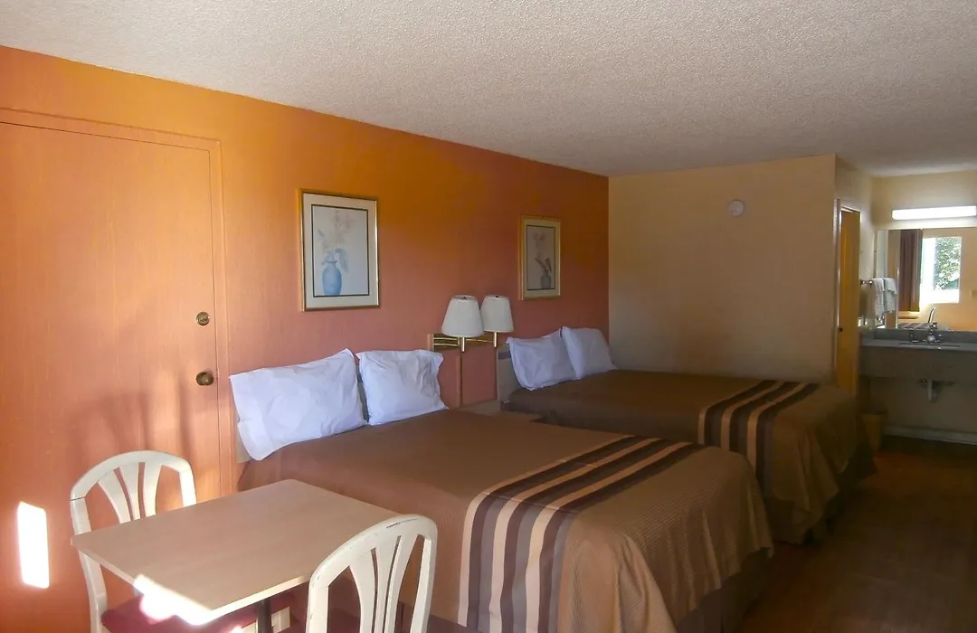 Americas Best Value Inn Tucker-1