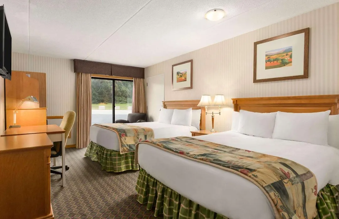 Travelodge By Wyndham Owen Sound On-1