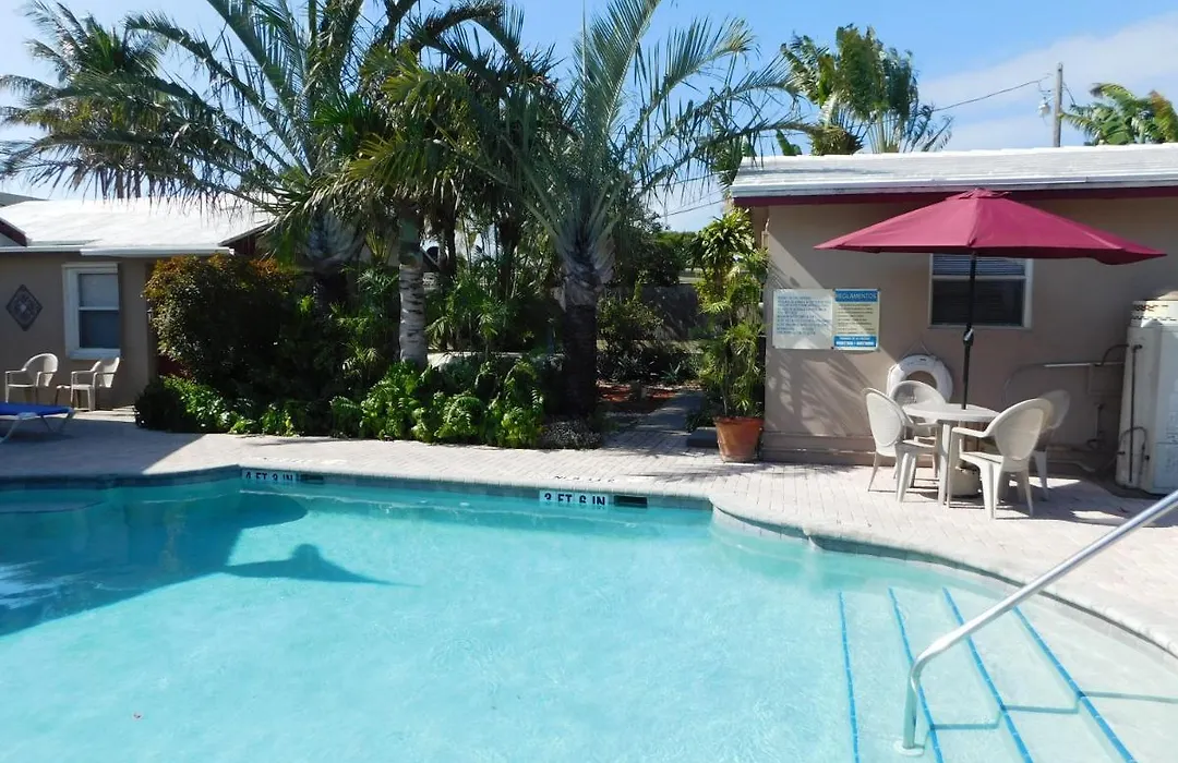 Inn Leather Guest House-Gay Male Only-1
