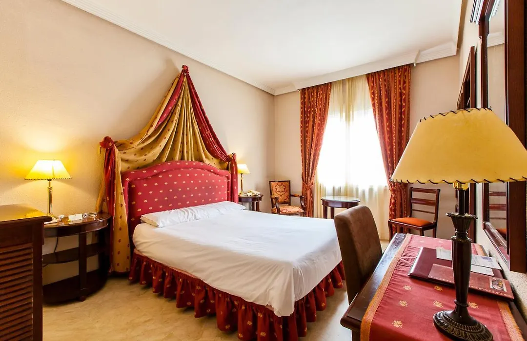 Hotel Del Val-1