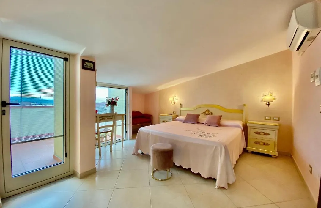 Hotel Scilla-1