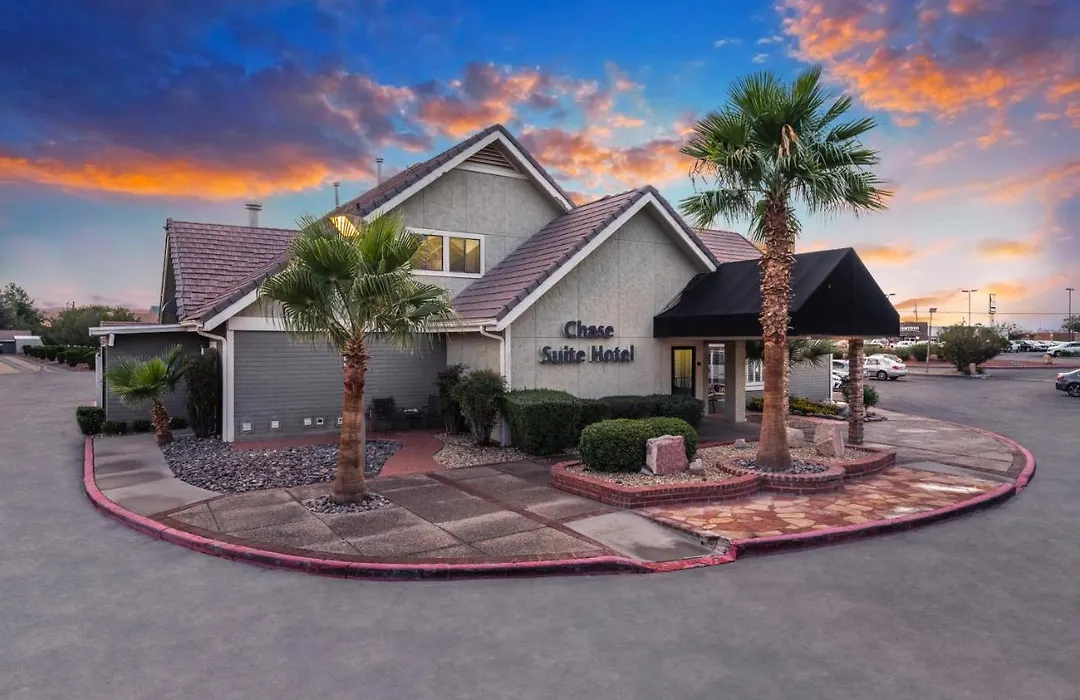 Chase Suite El Paso-1