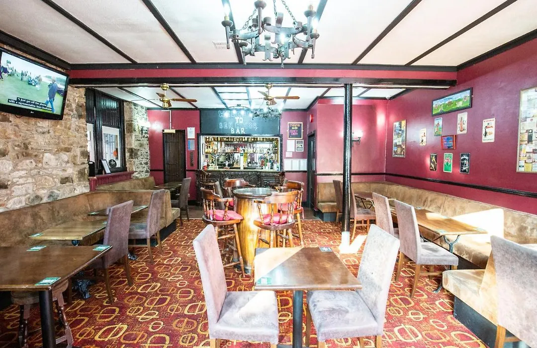 The Ben Mhor Hotel, Bar & Restaurant-1
