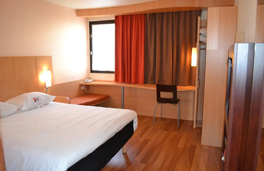 ibis Angers Centre Chateau-1