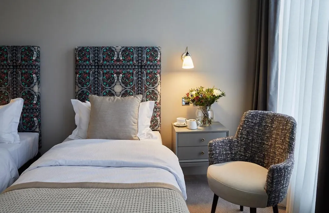 Hertford House-1