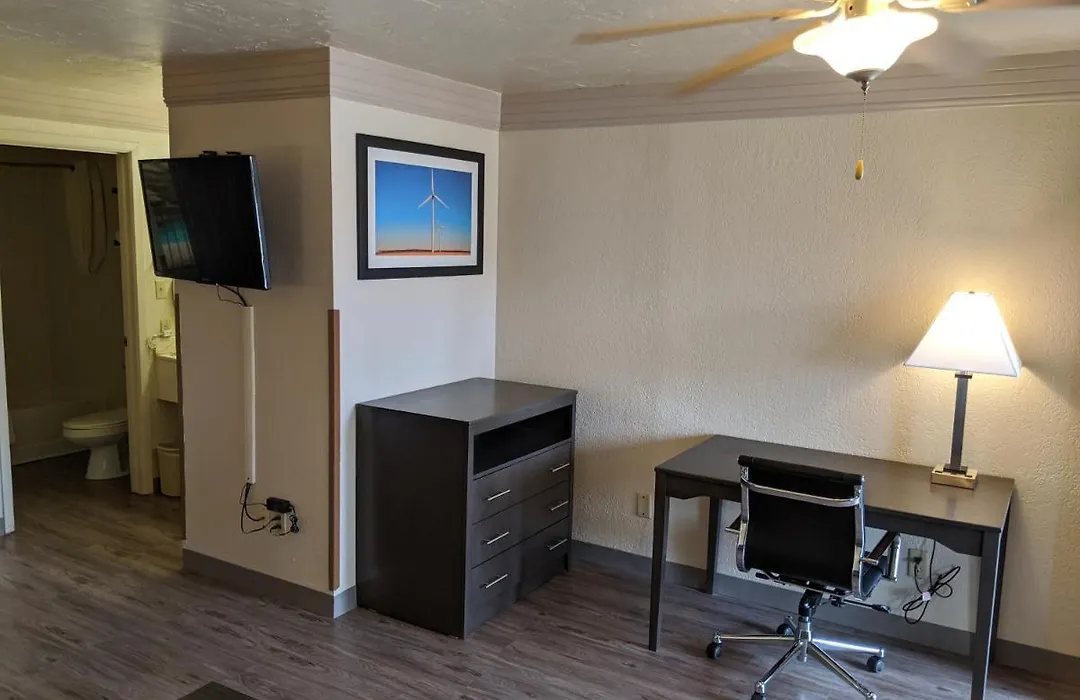 Atrium Inn-1