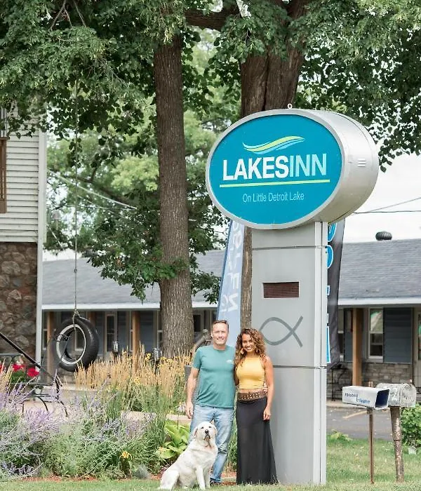Lakes Inn-1